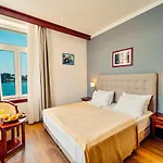Bo Palazzo Ξενοδοχείο 4*