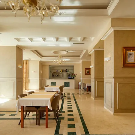 Bo Palazzo Hotell 4*